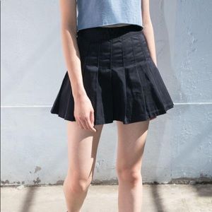 Brandy Melville Dana Skirt